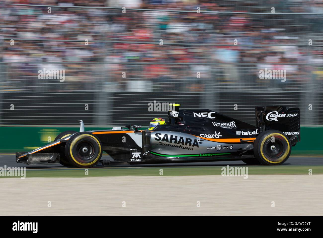 20 marzo 2016: Sergio Perez (mex) n. 11 del team di F1 Sahara Force India al turno due del Gran Premio d'Australia di Formula 1 2016 ad Albert Park, Melbourne, Australia. Sydney Low/Cal Sport Media (immagine di credito: © Sydney Low/CSM tramite cavo ZUMA) Foto Stock