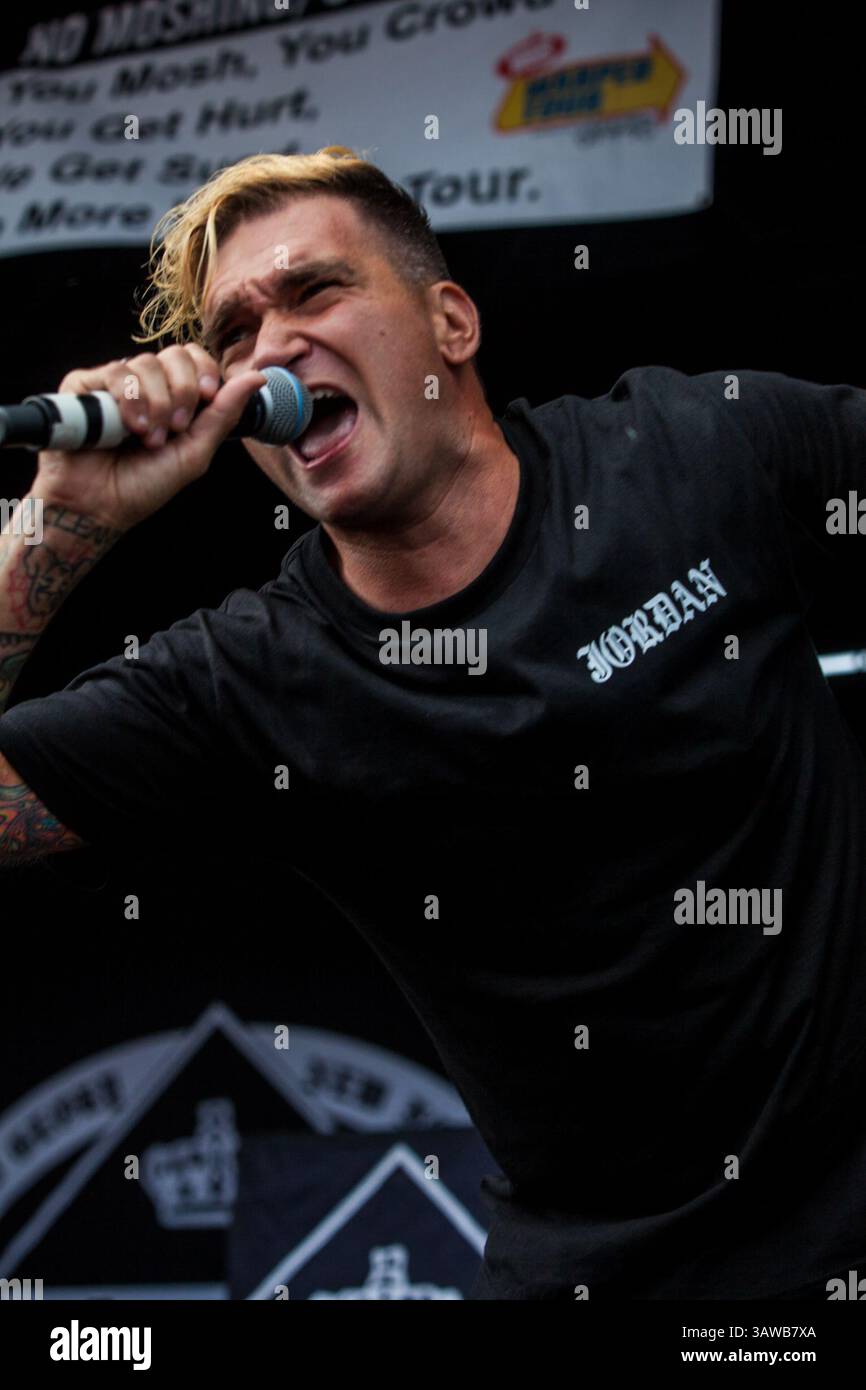 25 giugno 2016 - San Antonio, Texas, USA - New Found Glory si esibisce al Warped Tour 2016 a San Antonio, Texas il 25 giugno 2016 (06/25/16). Foto di JORDAN PUNDIK. (Immagine di credito: © Michael Mullenix via ZUMA Wire) Foto Stock