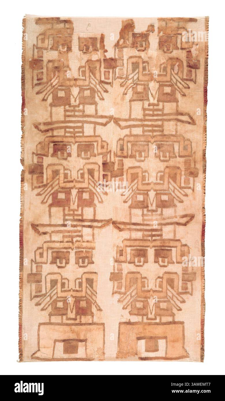 Frammento di tessuto con teste piegate, 500-200 a.C. Perù, Costa del Sud, Valle Ica, stile Chav’n (1000-200 a.C.). Cotone, intreccio semplice con orditi rivestiti in fibra e trame supplementari; totale: 112 x 61,2 cm (44 1/8 x 24 1/8 poll.); montato: 123,8 x 72,4 cm (48 3/4 x 28 1/2 poll.). Foto Stock Frammento di tessuto con teste piegate, 500-200 a.C. Perù, Costa del Sud, Valle Ica, stile Chav’n (1000-200 a.C.). Cotone, intreccio semplice con orditi rivestiti in fibra e trame supplementari; totale: 112 x 61,2 cm (44 1/8 x 24 1/8 poll.); montato: 123,8 x 72,4 cm (48 3/4 x 28 1/2 poll.). Foto Stock