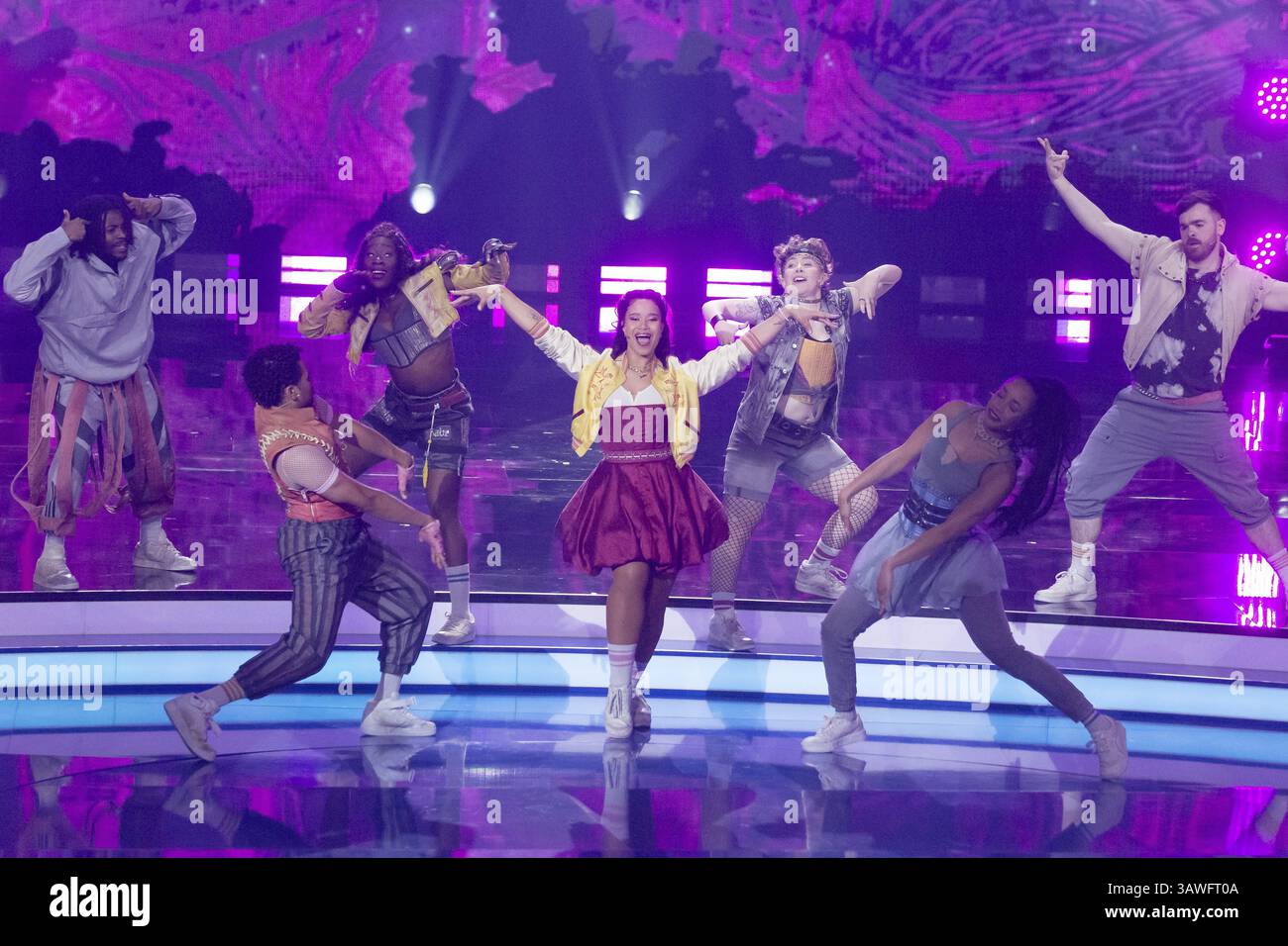 Musical Julia al Beatrice Egli Show nello Studio Berlin Adlershof il 08.04.2025. La trasmissione si svolgerà il sabato di Pasqua, 19 aprile 2025, 20: Foto Stock