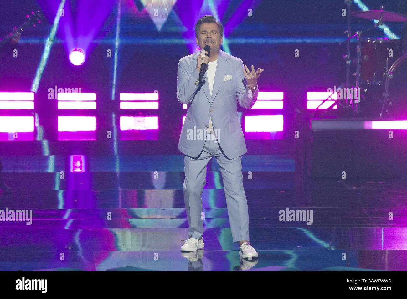 Thomas Anders al Beatrice Egli Show presso lo Studio Berlin Adlershof l'8 aprile 2025. Lo spettacolo sarà trasmesso il sabato di Pasqua, 19 aprile 2025, alle 8:15 Foto Stock