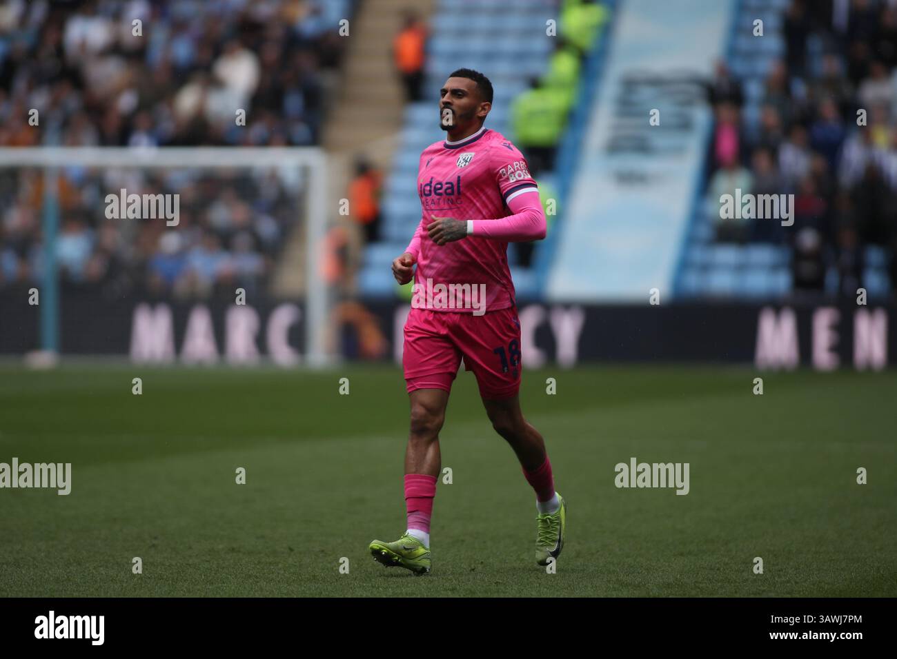 Karlan Grant del West Bromwich Albion durante l'EFL Championship match tra Coventry City e West Bromwich Albion Foto Stock