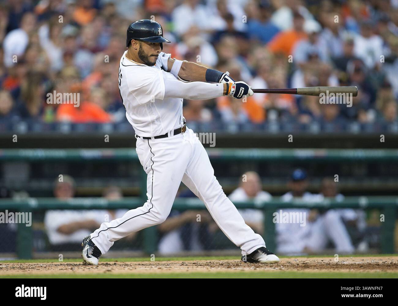 3 agosto 2016: L'interbase dei Detroit Tigers Mike Aviles (14) in battuta durante la partita MLB tra i Chicago White Sox e i Detroit Tigers al Comerica Park di Detroit, Michigan. I Tigers sconfissero i White Sox 2-1. John Mersits/CSM(immagine di credito: &Copy; John Mersits/Cal Sport Media via cavo ZUMA) Foto Stock