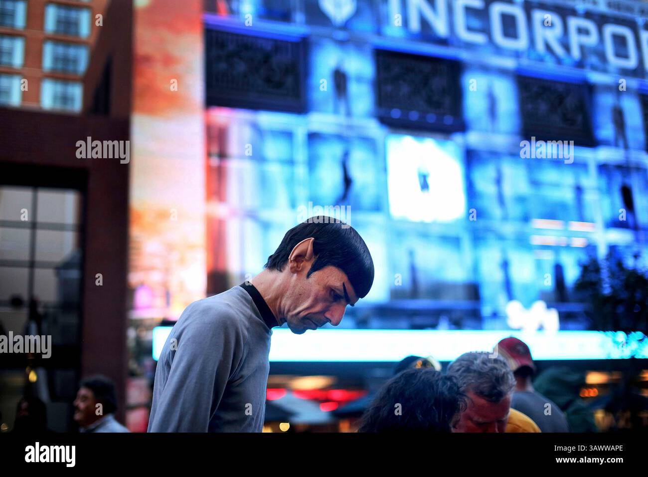 22 luglio 2016 - San Diego, California, Stati Uniti - Un sosia del Dr. Spock della serie Star Trek nel quartiere Gaslamp durante il Comic con. (Immagine di credito: © Sandy Huffaker via ZUMA Wire) Foto Stock