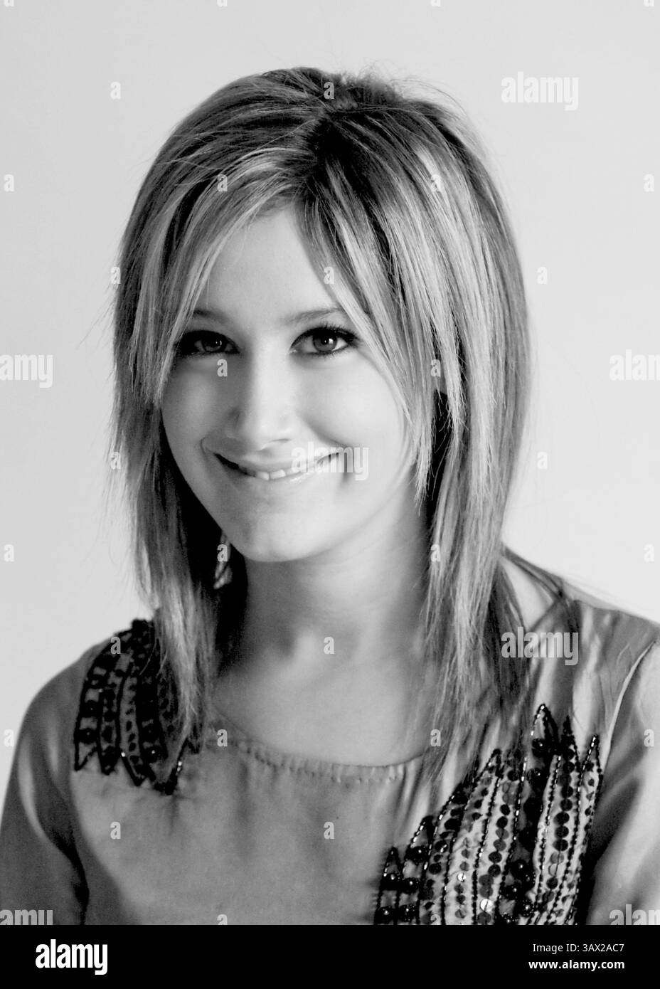 12 ottobre 2008 - Hollywood, California, Stati Uniti - Ashley Tisdale promuove ''High School Musical 3: Senior Year'' a Los Angeles, CA. 12 ottobre 2008 (Credit Image: © Armando Gallo/ZUMA Studio) Foto Stock