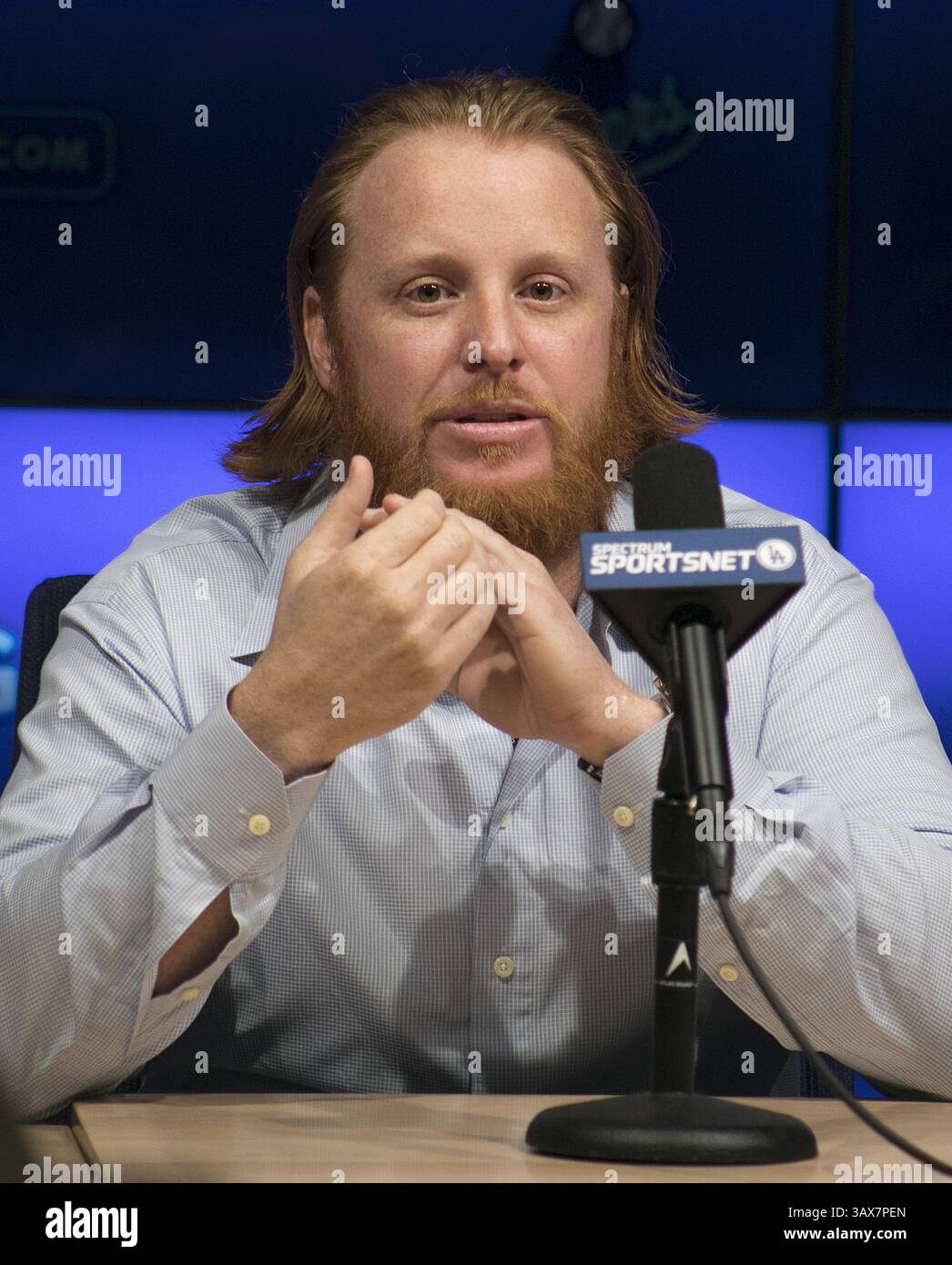 11 gennaio 2017 - Los Angeles, California, U. S - i Los Angeles Dodgers Closer Kenley Jansen e Justin Turner (in foto) partecipano a una conferenza stampa mercoledì 11 gennaio 2017 a Los Angeles. I due hanno rifirmato con la squadra come free agent. (Immagine di credito: © Prensa Internacional via cavo ZUMA) Foto Stock