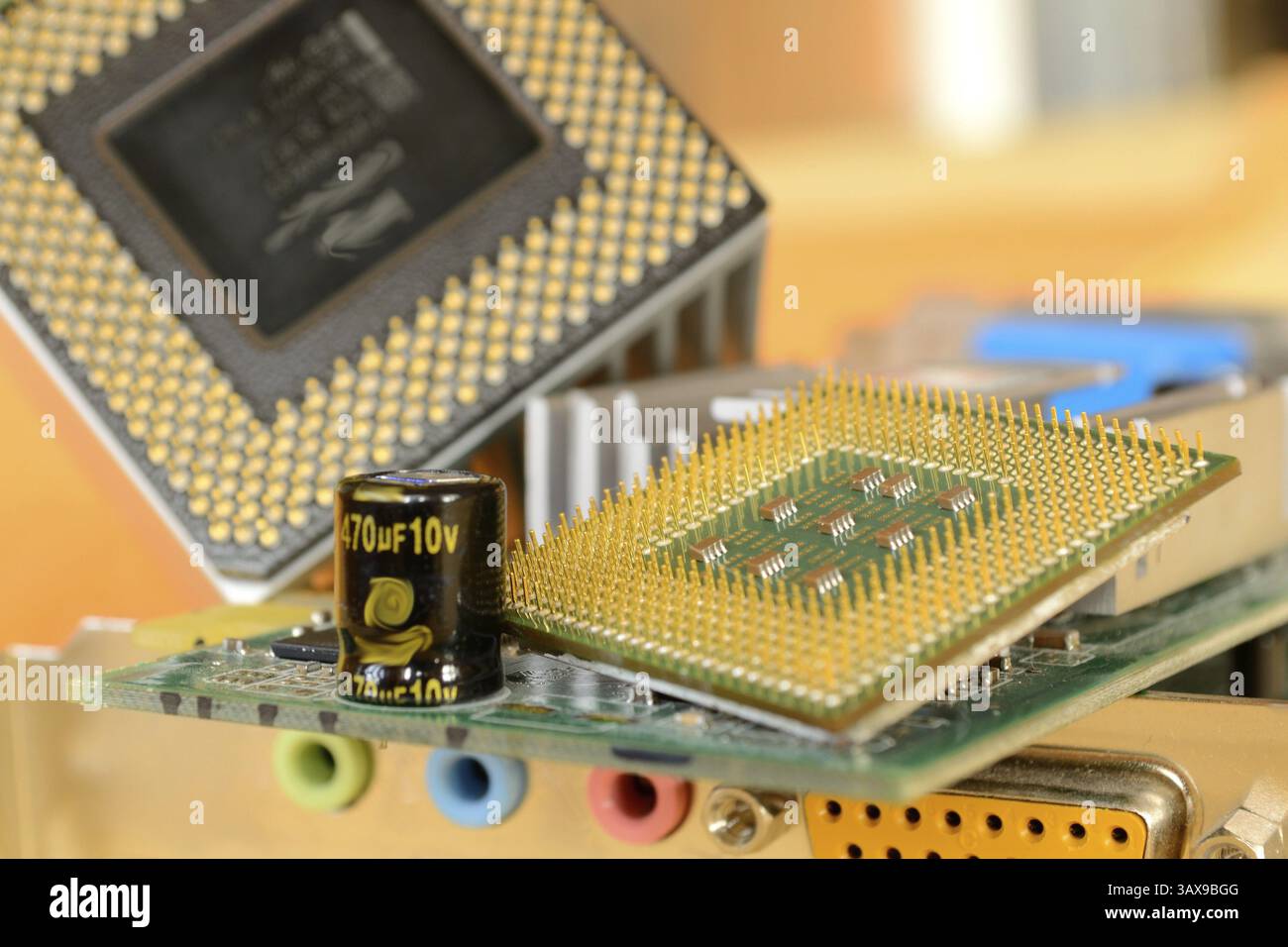 Vari hardware per computer: Processore e schede plug-in Foto Stock