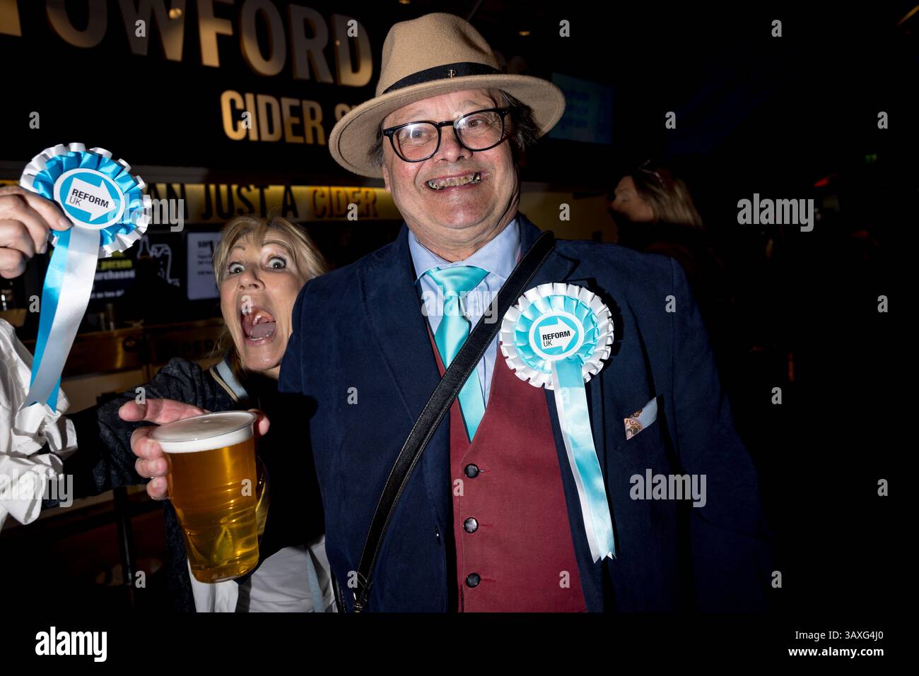 I sostenitori si riuniscono per il partyÕs raduno di lancio della campagna elettorale locale e sindaco del Regno Unito presso l'Utilita Arena di Birmingham, in Inghilterra. Foto Stock