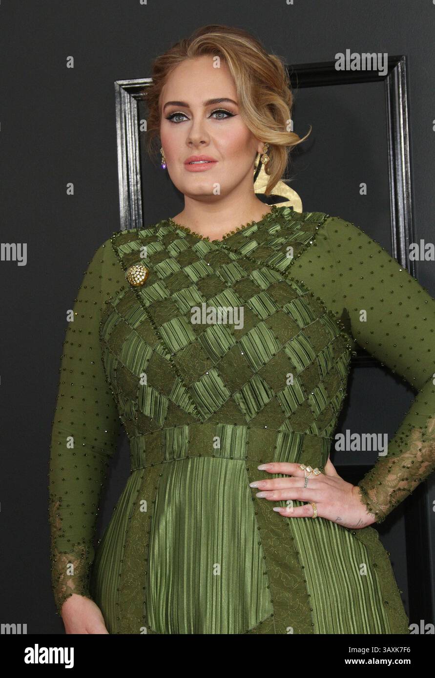 Febbraio 12, 2017 - Los Angeles, CA, Stati Uniti - 12 Febbraio 2017 - Los Angeles, California - Adele. 59Th Annual Grammy Awards tenutosi presso la Staples Center. Photo credit: AdMedia (credito Immagine: © AdMedia via ZUMA filo) Foto Stock