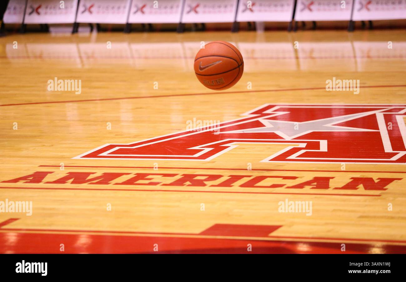 24 gennaio 2017: Il logo dell'American Athletic Conference all'Hofheinz Pavillion prima dell'inizio della partita di pallacanestro maschile NCAA tra i Tulane Green Wave e gli Houston Cougars all'Hofheinz Pavilion di Houston, Texas. John Glaser/CSM (immagine di credito: &Copy; John Glaser/CSM tramite cavo ZUMA) Foto Stock