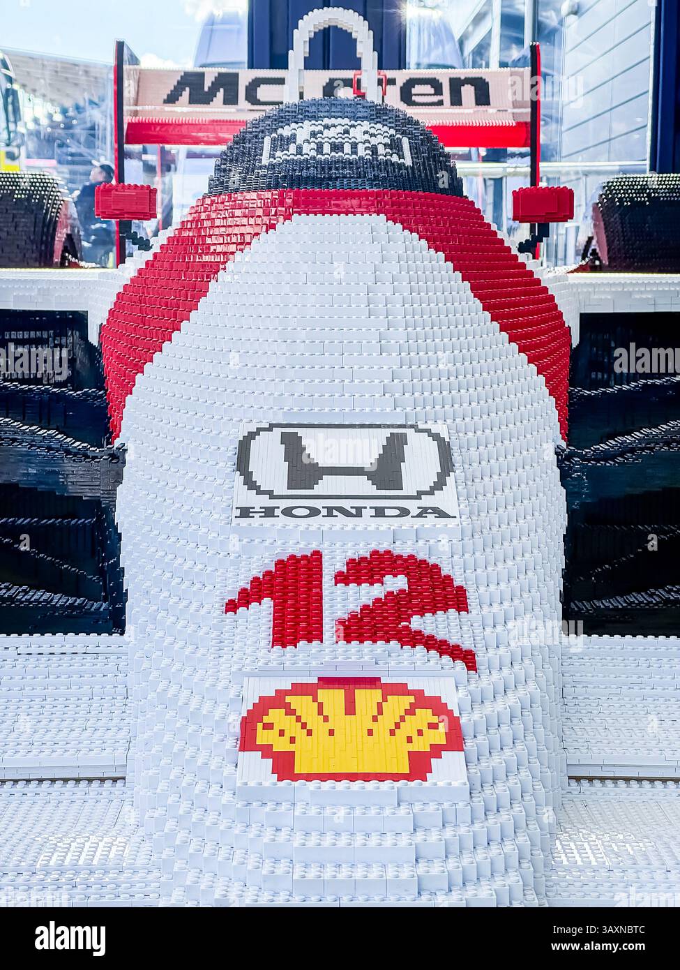 LEGO al Gran Premio di Gran Bretagna - Silverstone 2024 - Immagine stock catturata con smartphone