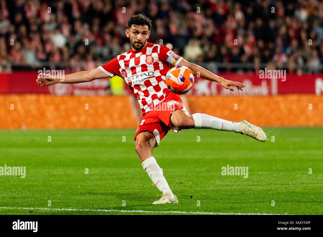 Girona, Spagna. 21 aprile 2025. Ivan Martin (Girona FC) in azione durante la partita di calcio della Liga tra Girona FC e Real Betis, allo stadio Montilivi il 21 aprile 2025 a Girona, Spagna. Foto: Siu Wu credito: dpa/Alamy Live News Foto Stock