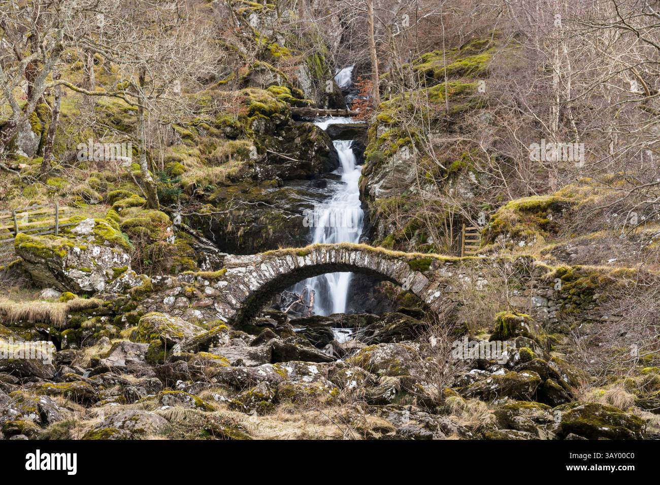 Roman Bridge, Glen Lyon, Perth e Kinross, Scozia Foto Stock