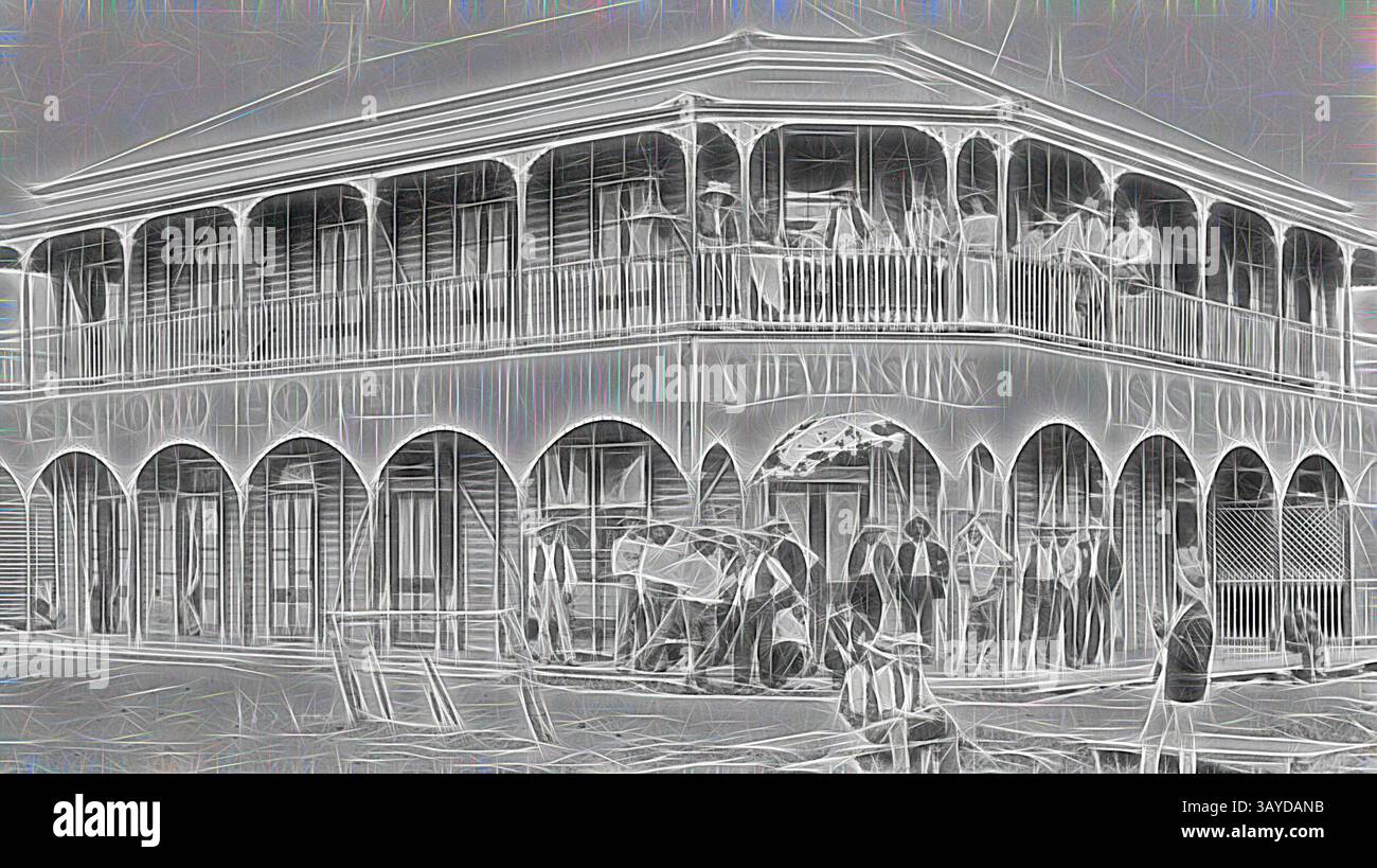 Un edificio storico con un ampio balcone e finestre ad arco, affollato di persone impegnate in varie attività, mentre nelle vicinanze si vede una carrozza trainata da cavalli. L'architettura riflette uno stile più vecchio che ricorda un'epoca passata., negativo - gruppo di persone sulla Verandah e di fronte allo Stevenson's Hotel, Isisford, Queensland, circa 1910, Un gruppo di persone sulla veranda e di fronte allo Stevenson's Isisford Hotel., arte classica con un tocco moderno reinventato da Artotop Foto Stock