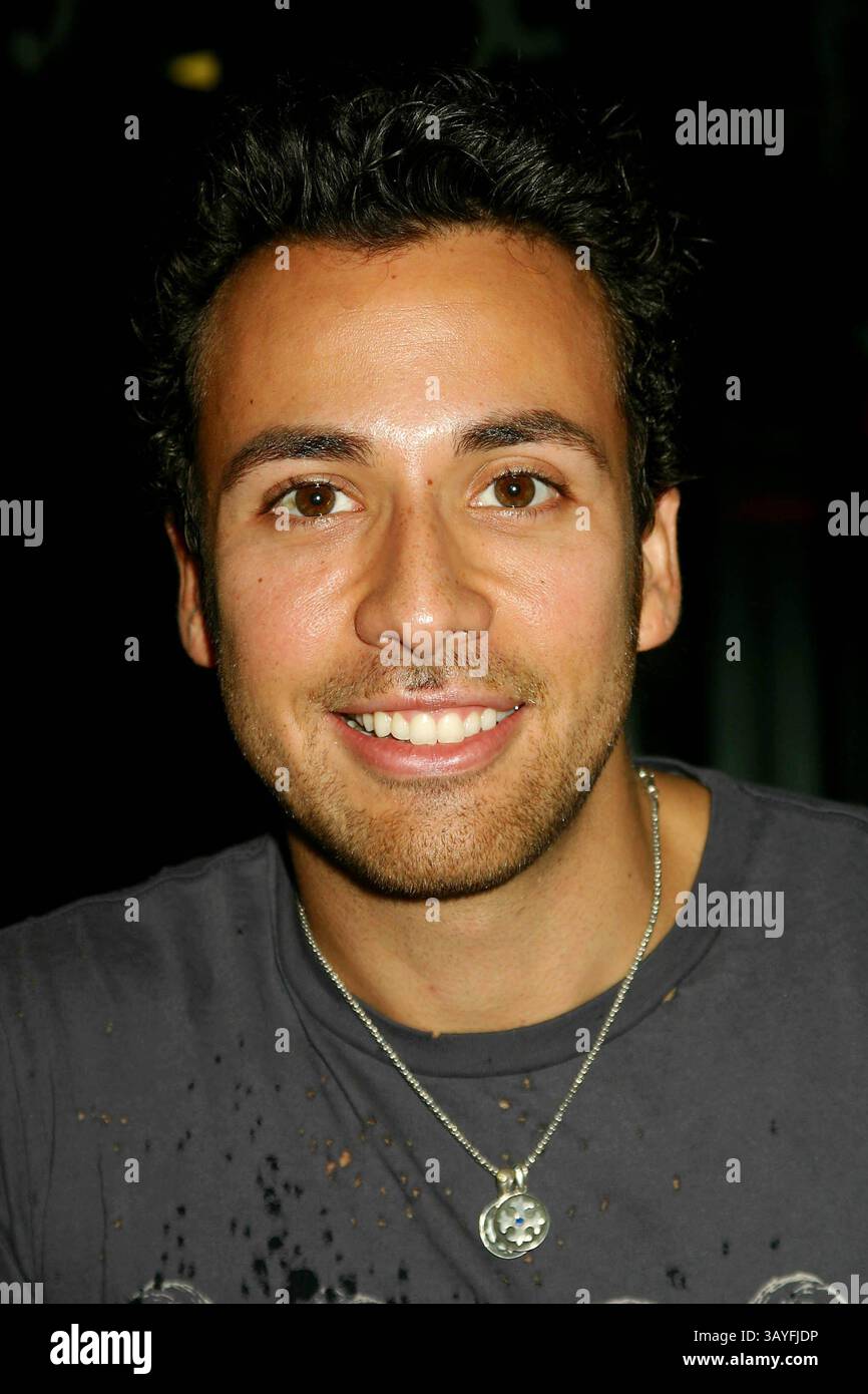 12 giugno 2005 - New York, New York, Stati Uniti - K43669ML.THE DOROUGH LUPUS FOUNDATION E E.L.F. COSMETICS BENEFIT BOWLING TOURNAMENT PRESSO AMF CHELSEA PIER LANE, NEW YORK New York 06-12-2005. - HOWIE DOROUGH (immagine di credito: © Mitchell Levy/Globe Photos/ZUMAPRESS.com) Foto Stock 12 giugno 2005 - New York, New York, Stati Uniti - K43669ML.THE DOROUGH LUPUS FOUNDATION E E.L.F. COSMETICS BENEFIT BOWLING TOURNAMENT PRESSO AMF CHELSEA PIER LANE, NEW YORK New York 06-12-2005. - HOWIE DOROUGH (immagine di credito: © Mitchell Levy/Globe Photos/ZUMAPRESS.com) Foto Stock