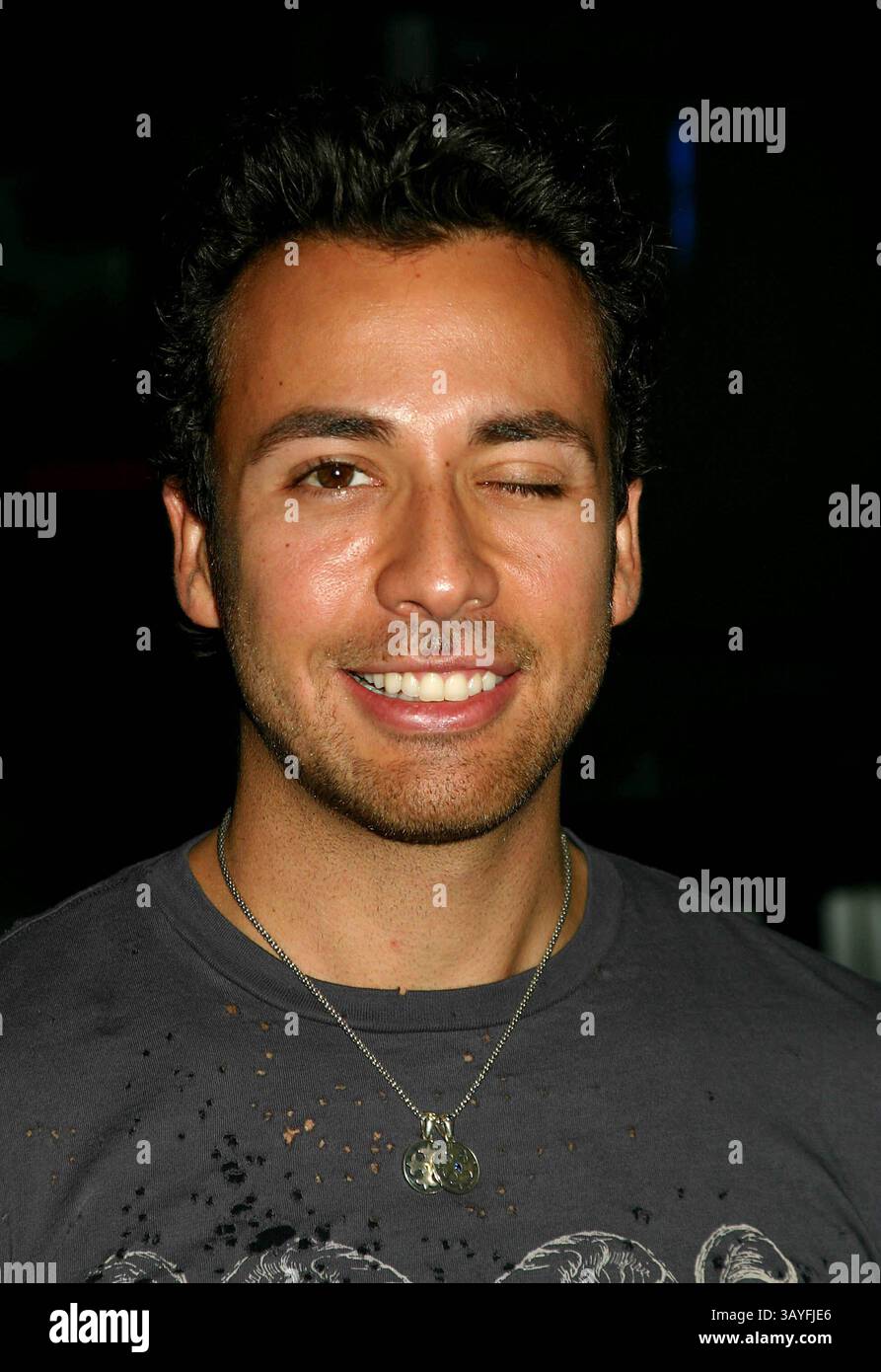 12 giugno 2005 - New York, New York, Stati Uniti - K43669ML.THE DOROUGH LUPUS FOUNDATION E E.L.F. COSMETICS BENEFIT BOWLING TOURNAMENT PRESSO AMF CHELSEA PIER LANE, NEW YORK New York 06-12-2005. - HOWIE DOROUGH (immagine di credito: © Mitchell Levy/Globe Photos/ZUMAPRESS.com) Foto Stock 12 giugno 2005 - New York, New York, Stati Uniti - K43669ML.THE DOROUGH LUPUS FOUNDATION E E.L.F. COSMETICS BENEFIT BOWLING TOURNAMENT PRESSO AMF CHELSEA PIER LANE, NEW YORK New York 06-12-2005. - HOWIE DOROUGH (immagine di credito: © Mitchell Levy/Globe Photos/ZUMAPRESS.com) Foto Stock