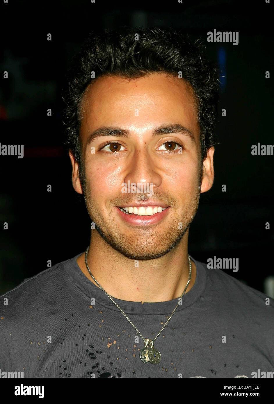 12 giugno 2005 - New York, New York, Stati Uniti - K43669ML.THE DOROUGH LUPUS FOUNDATION E E.L.F. COSMETICS BENEFIT BOWLING TOURNAMENT PRESSO AMF CHELSEA PIER LANE, NEW YORK New York 06-12-2005. - HOWIE DOROUGH (immagine di credito: © Mitchell Levy/Globe Photos/ZUMAPRESS.com) Foto Stock 12 giugno 2005 - New York, New York, Stati Uniti - K43669ML.THE DOROUGH LUPUS FOUNDATION E E.L.F. COSMETICS BENEFIT BOWLING TOURNAMENT PRESSO AMF CHELSEA PIER LANE, NEW YORK New York 06-12-2005. - HOWIE DOROUGH (immagine di credito: © Mitchell Levy/Globe Photos/ZUMAPRESS.com) Foto Stock
