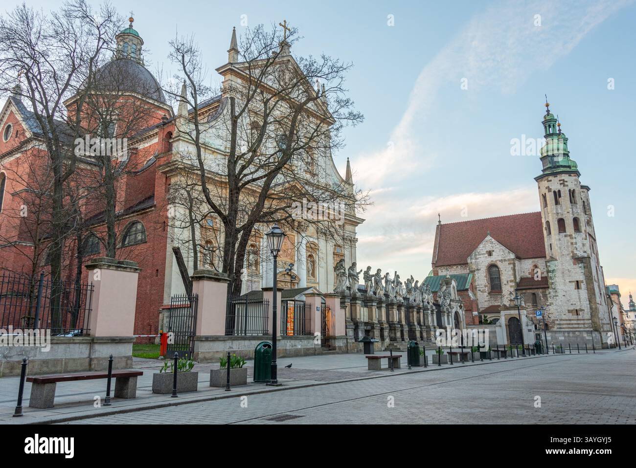 Chiesa di Sant'Andrea e Chiesa dei Santi Pietro e Paolo a Cracovia/Cracovia, Polonia. IMMAGINE Foto Stock