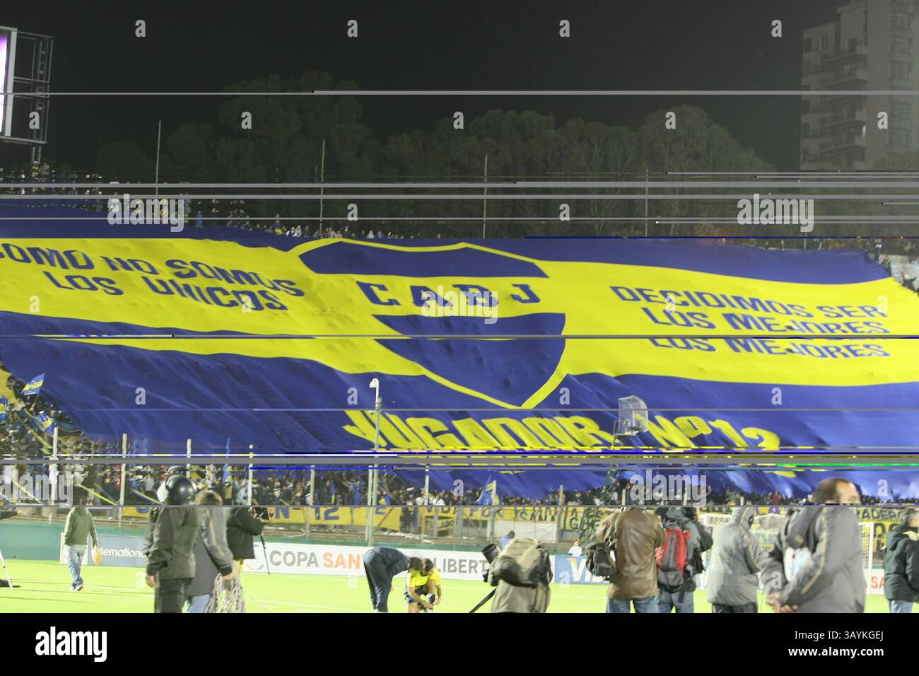 14 maggio 2009: Bandiera gigante del Boca Juniors durante la partita che ha chiuso Defensor Sporting (URY) 2 Boca Juniors (ARG) 2 durante la partita di Copa Santander Libertadores al Centenario Stadium di Montevideo, Uruguay (URY). Sebastian Castillos/CSM Foto Stock