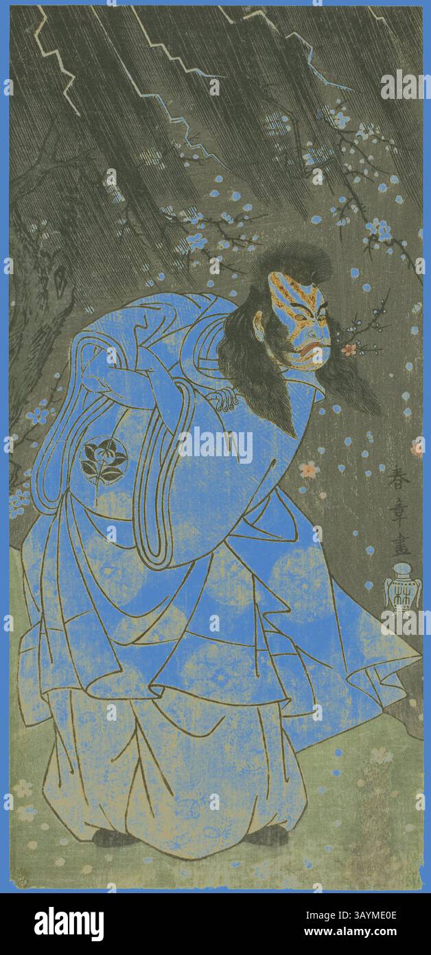 Una figura in abbigliamento tradizionale si erge in un ambiente naturale, con una pioggia drammatica che cade intorno a loro. Il volto del personaggio è sorprendentemente dipinto, con motivi audaci, che suggeriscono una narrazione o un'emozione più profonda. Fiori delicati circondano la scena, contrastando con l'intensità dell'espressione della figura. L'attore Ichimura Uzaemon IX nel ruolo di Kan Shojo nella commedia Sugawara Denju Tenarai Kagami, eseguita al Teatro Ichimura nell'ottavo mese, 1768, c. 1768, Katsukawa Shunsho 勝川 春章, Japanese, 1726-1792, Japan, Color Woodblock print, hosoban, 29,4 x 13,8 cm (11 9/16 x 5 7/16 poll.) Classico Foto Stock