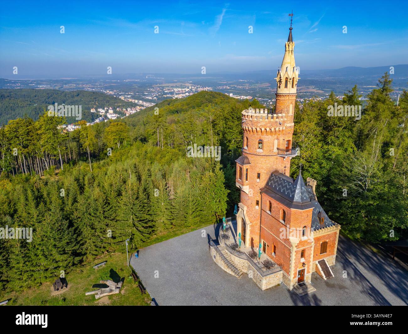 Goethe's Lookout Tower a Karlovy Vary, repubblica Ceca. IMMAGINE Foto Stock