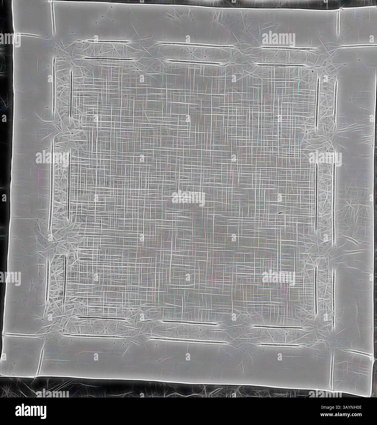 Una superficie testurizzata con un motivo simile a una griglia, incorniciata da un bordo con angoli arrotondati, crea un intricato gioco di linee e forme. Fazzoletto, 1825/75, francese, Francia, Linen, trama semplice, ricamata, 9,4 x 38,1 cm (15 1/2 x 15 pollici) Arte classica con un tocco moderno reinventata da Artotop Foto Stock