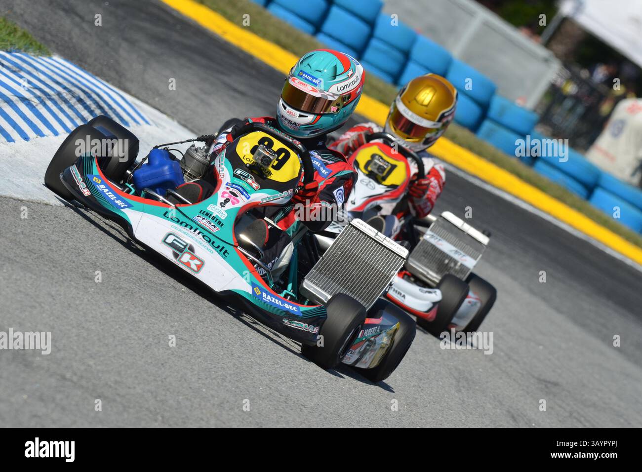 Anthoine Hubert era un pilota francese, era membro della Renault Sport Academy, è purtroppo morto a seguito di un incidente durante la gara del campionato di Formula 2 di Spa-Francorchamps 2019 al Gran Premio del Belgio, visto qui guidare Charles Leclerc a Braga nel 2012. Foto Stock