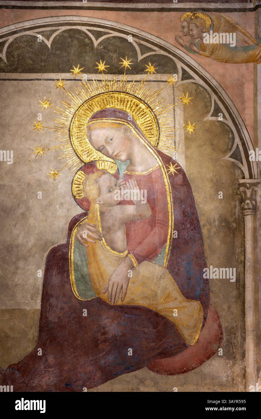 PISTOIA, ITALIA - 16 MARZO 2025: L'affresco della Madonna dell'umiltà nella chiesa Basilica della Madonna dell'Umiltà di Paolo Serafini (1383). Foto Stock