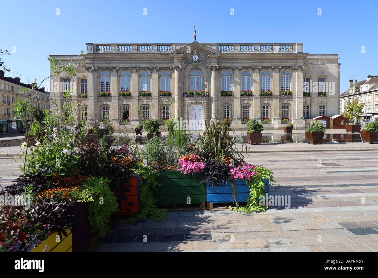 Municipio, vista esterna, città di Beauvais, dipartimento dell'Oise, Francia Foto Stock