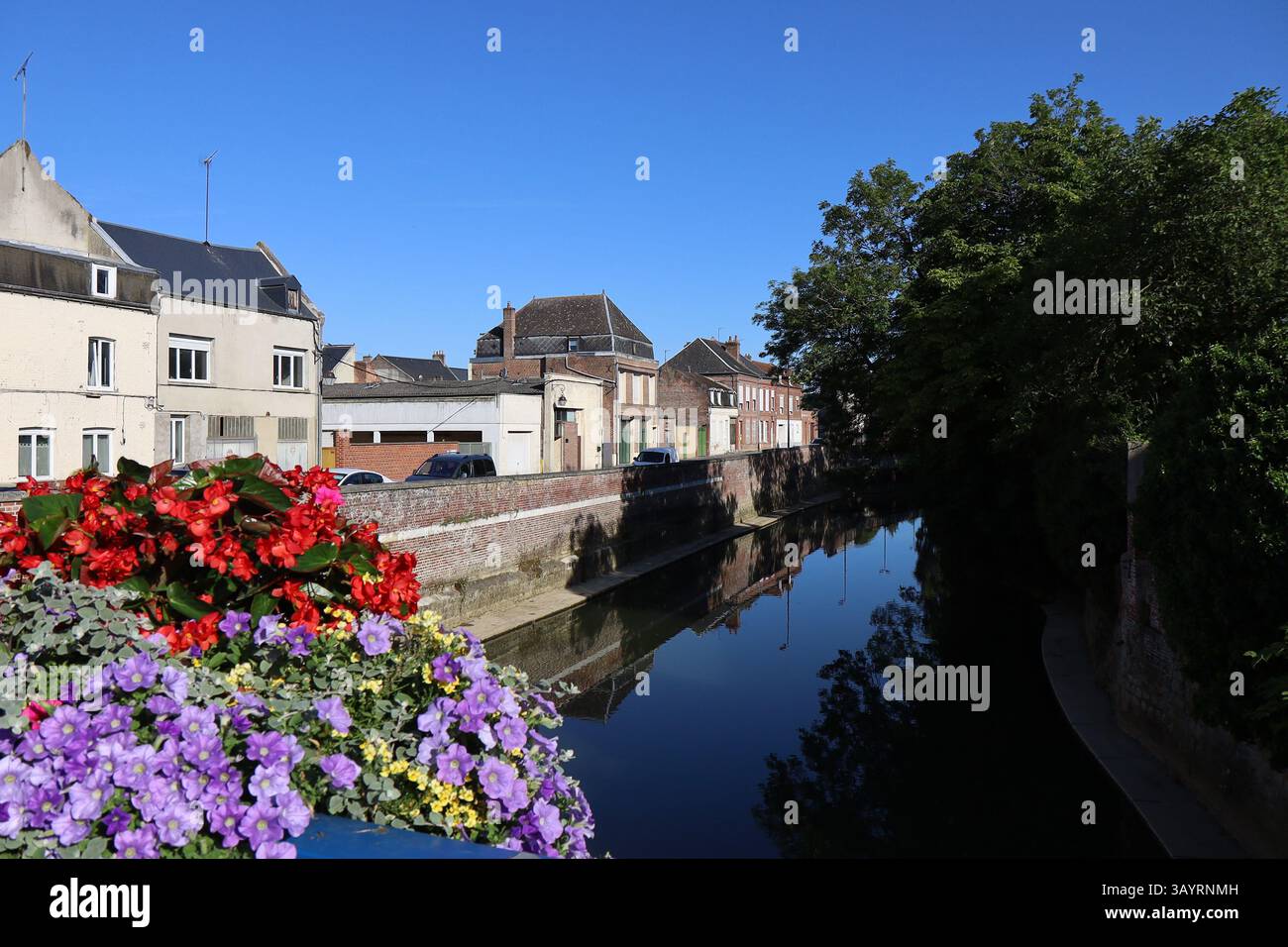 Fiume Oise nella città di Guisa, dipartimento di Aisne, Francia Foto Stock