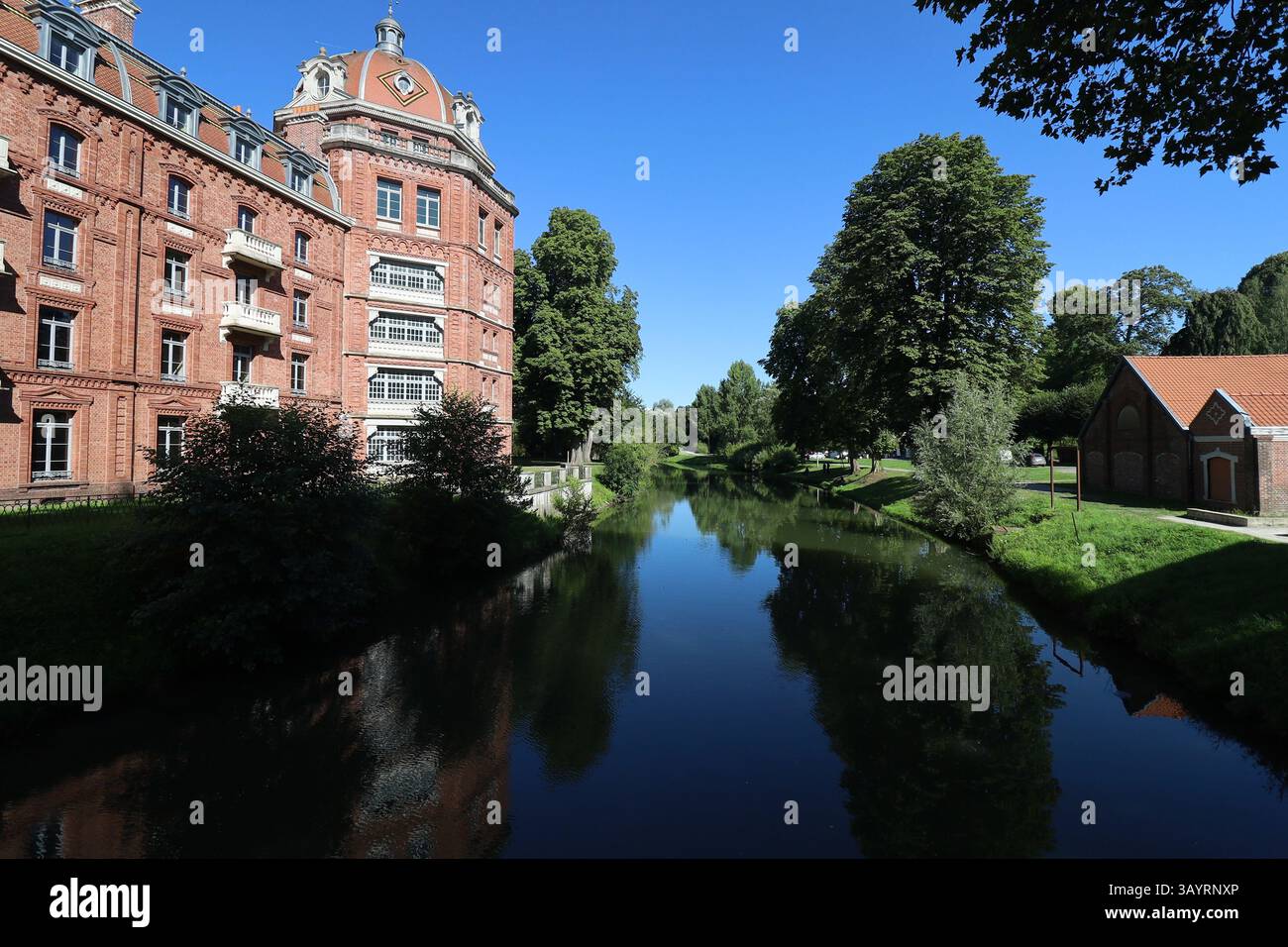Fiume Oise nella città di Guisa, dipartimento di Aisne, Francia Foto Stock