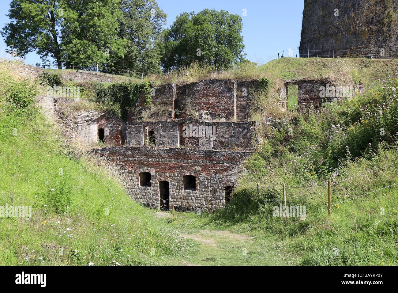 Castello fortificato, città di Guisa, dipartimento di Aisne, Francia Foto Stock