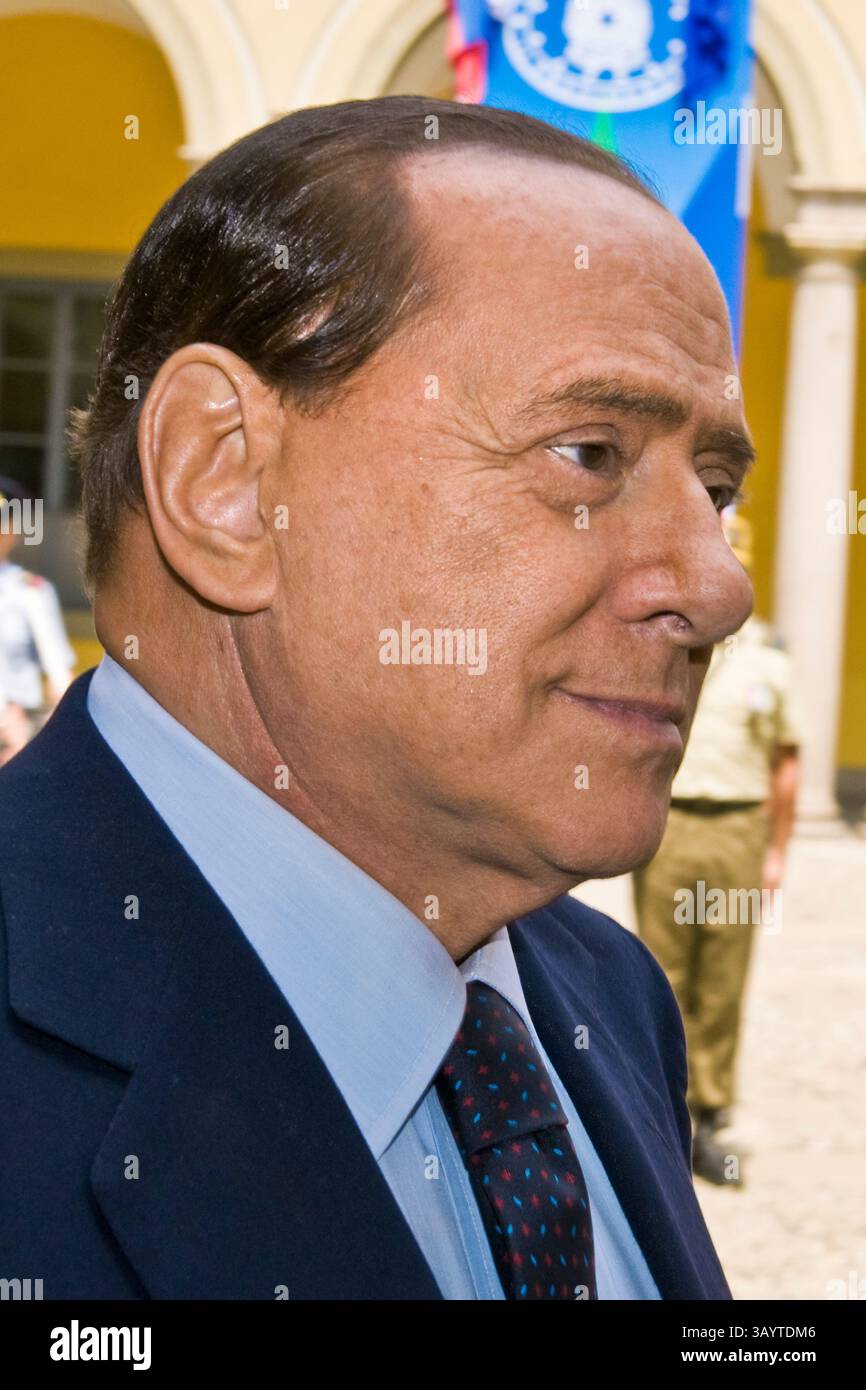 Primo Ministro Silvio Berlusconi, vertice italiano russo, Prefettura corso Monforte, Milano, ITALIA, 23.07.2010 Foto Stock