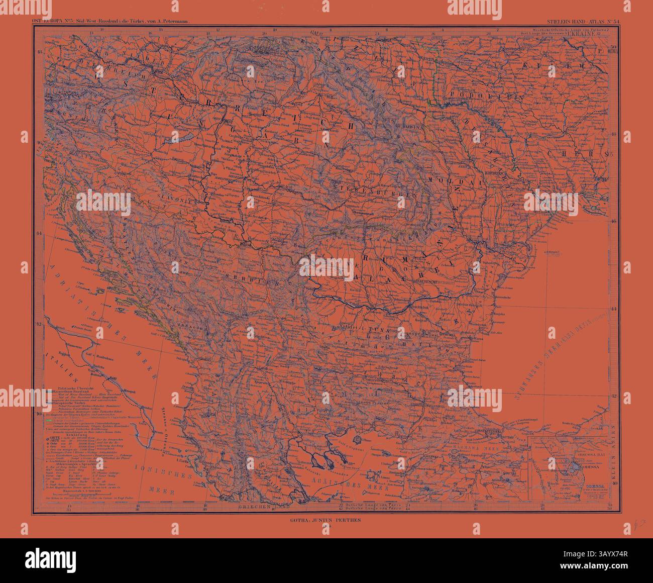 Una mappa dettagliata che illustra le caratteristiche geografiche e i confini politici di una regione, segnata da linee intricate ed etichette che denotano città, fiumi e catene montuose, ambientate su uno sfondo vivace. Europa orientale Mappa Gotha Justus Perthes 1874 Atlas. Perthes Johan Georg Justus 1749 1816 editore tedesco nacque a Rudolstadt nel 1749. Nel 1785 fondò a Gotha the Business che Bears His Name Justus Perthes. In questo fu raggiunto nel 1814 da suo figlio Guglielmo 1793 1853. Ha fondato la Fondazione del ramo geografico dell'azienda per la quale è principalmente famosa dalla Publishing Foto Stock