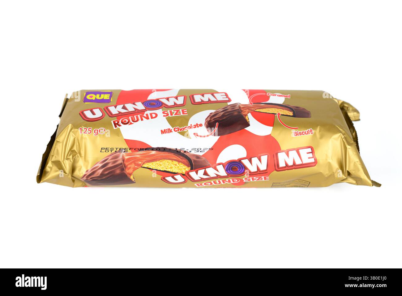 Que U Know me Round size Caramel Milk Chocolate Biscuit – Galles, Regno Unito – 20 aprile 2025 Foto Stock