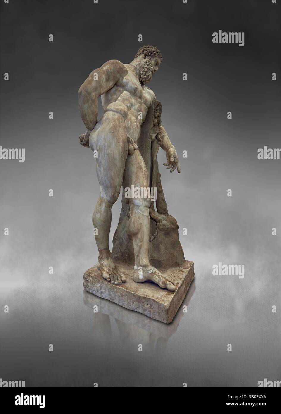 Statua romana di Ercole in piedi dalle Terme di Caracalla, Roma. Copia romana della fine del II secolo d.C. copiata da un tratto del IV secolo a.C. bronzo stat Foto Stock