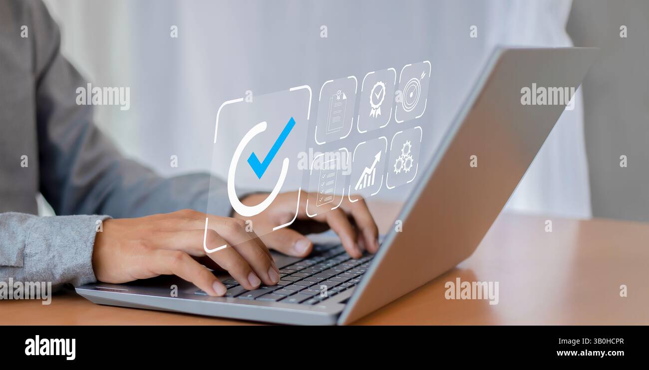 Concetto di certificazione e controllo qualità standard. Foto Stock