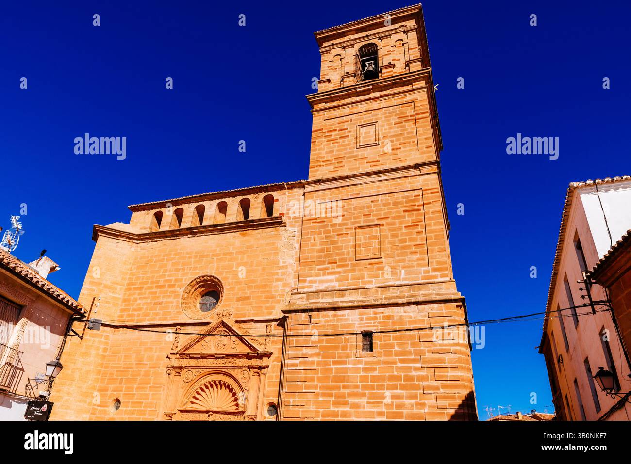 Campanile della Chiesa di San Andres. Villanueva de los Infantes, Ciudad Real, Castilla–la Mancha, Spagna, Europa Foto Stock Campanile della Chiesa di San Andres. Villanueva de los Infantes, Ciudad Real, Castilla–la Mancha, Spagna, Europa Foto Stock