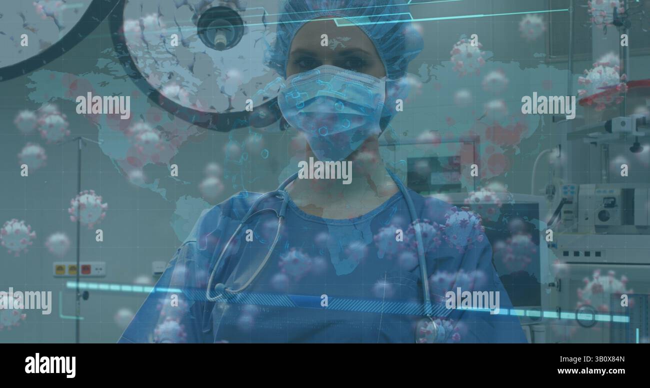 Medico in piedi in scrub blu in sala operatoria, con stetoscopio e grafica del coronavirus Foto Stock