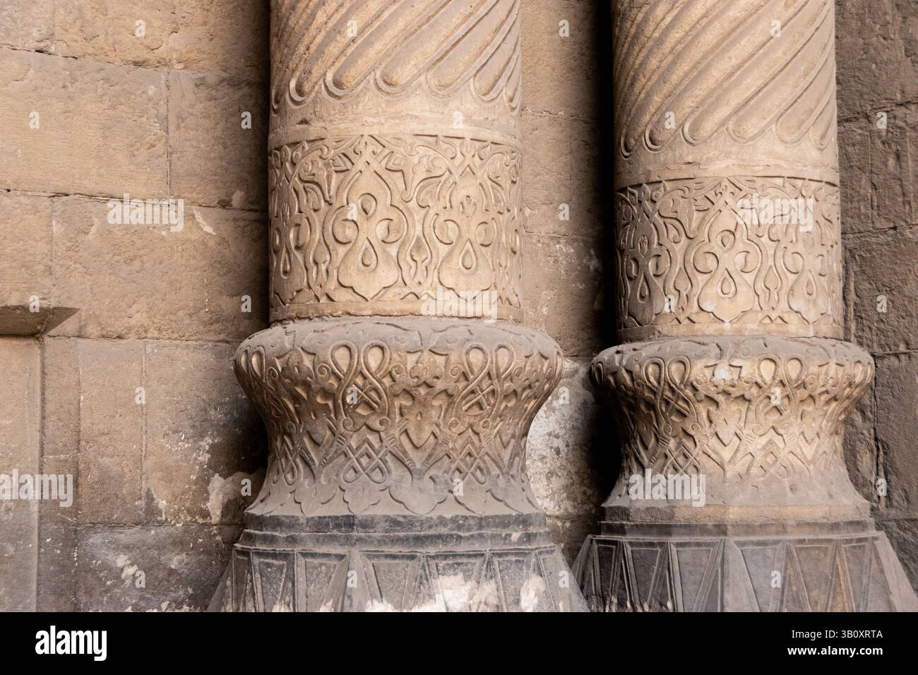Columnas en una mezquita de El Cairo, Egipto Foto Stock