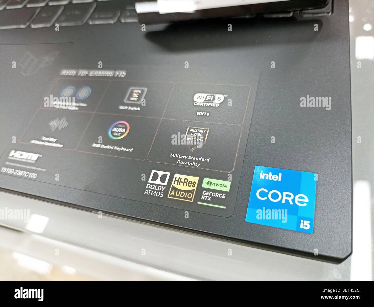 Notebook intel core i5 per videogame con nvidia geforce rtx e wifi 6. Foto Stock