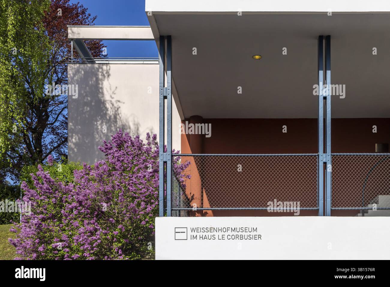 Weissenhof Estate sul Killesberg a Stoccarda. Museo nella casa di Corbusier. Monumento architettonico del modernismo classico. Stoccarda, Baden-Wuert Foto Stock
