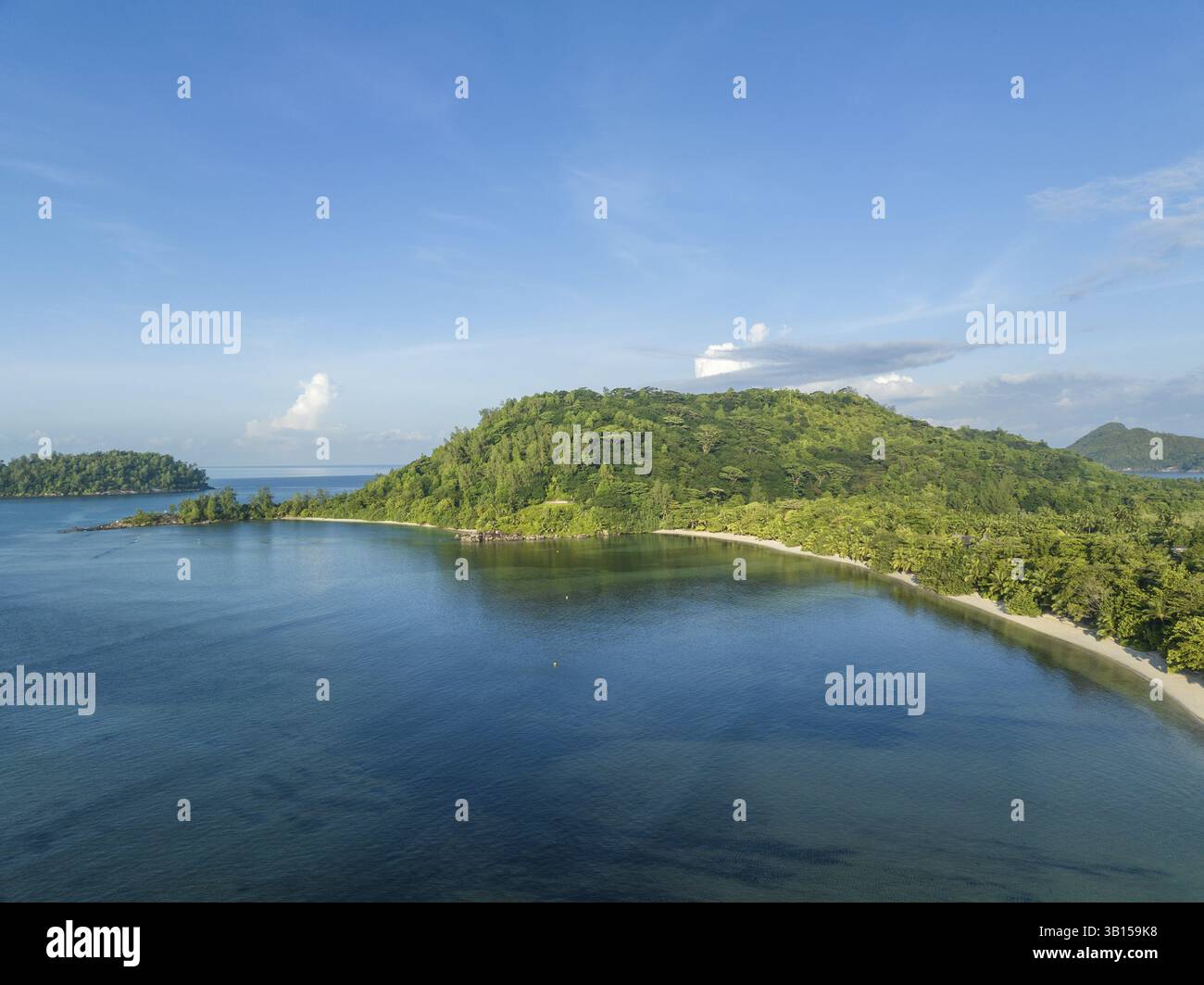 Vista aerea, seychellen, Mahe, Port Glaud e Port launay Beach, Port Glaud, Seychellen Foto Stock