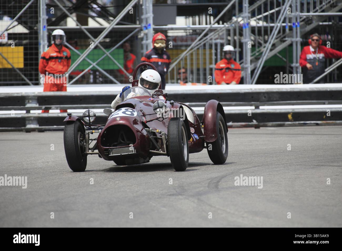 Cooper T24, pilota John Ure, 9° Gran Premio storico Monaco Foto Stock