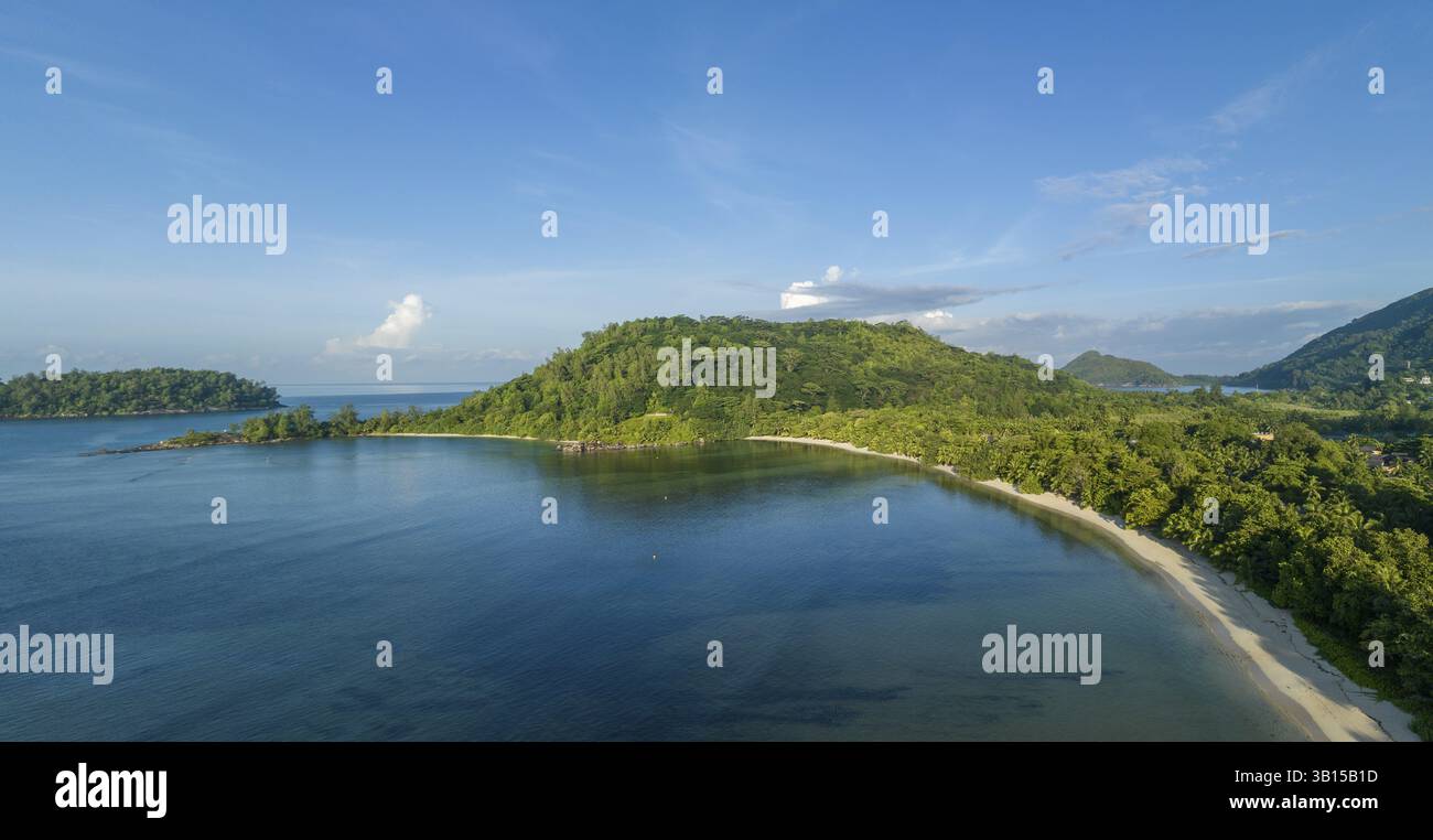 Vista aerea, seychellen, Mahe, Port Glaud e Port launay Beach, Port Glaud, Seychellen Foto Stock