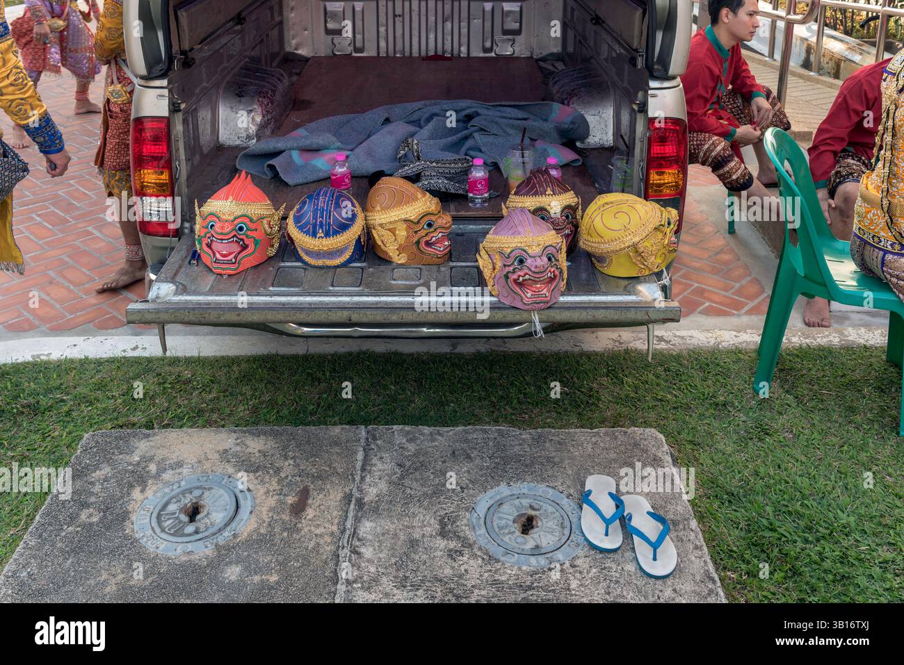 Khon - danza mascherata - spettacolo al Teatro Nazionale di Sanam Luang. Il Khon Masked Dance Drama in Thailandia, è un'arte performante che combina m Foto Stock