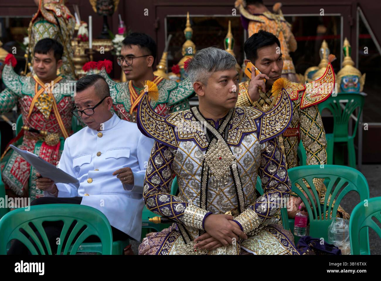 Khon - danza mascherata - spettacolo al Teatro Nazionale di Sanam Luang. Il Khon Masked Dance Drama in Thailandia, è un'arte performante che combina m Foto Stock
