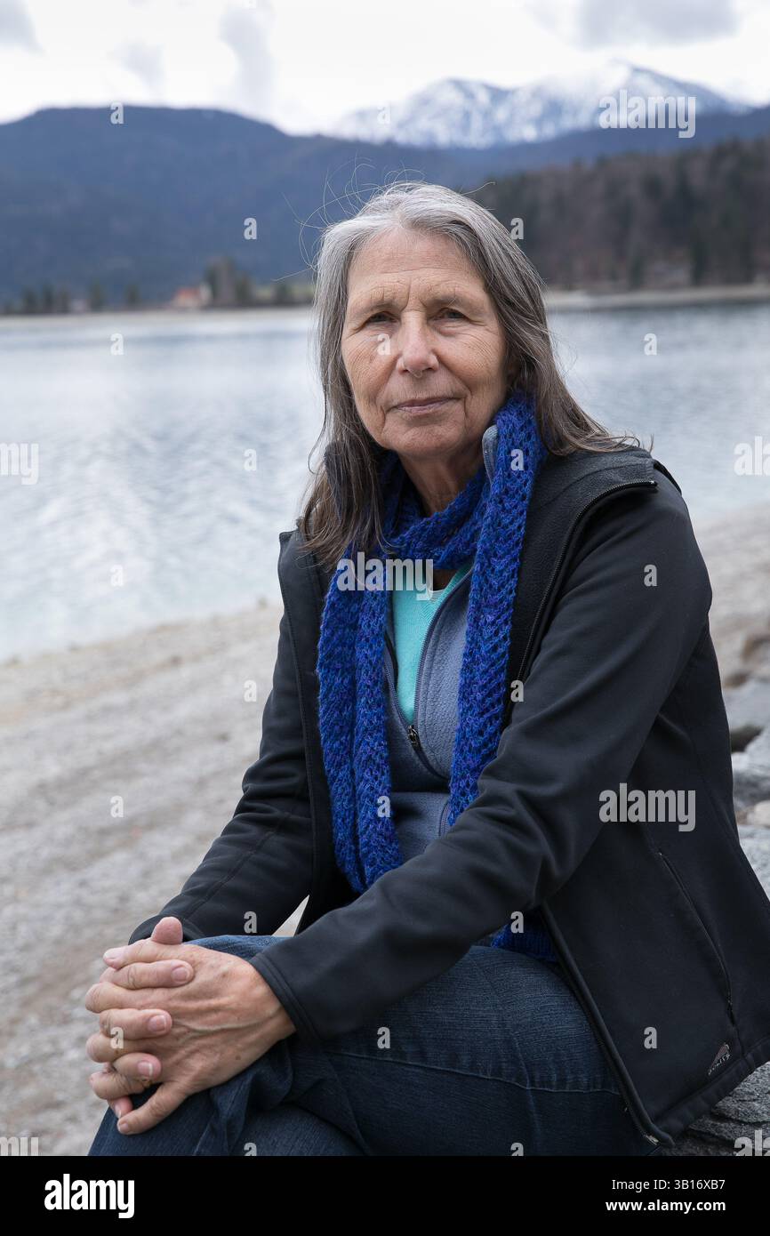Bettina Sellers, ex Bettina Goering, nipote di Hermann Göring, fotografata a Walchensee. Foto Stock