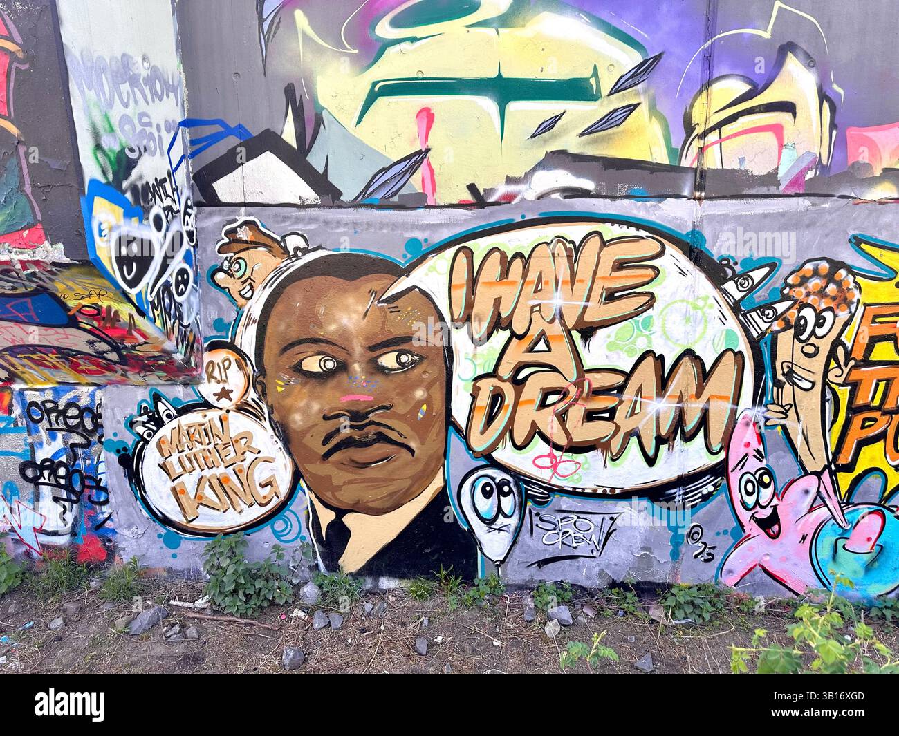 Un graffito di Martin Luther King su un muro a Berlino-Kreuzberg, Germania Foto Stock