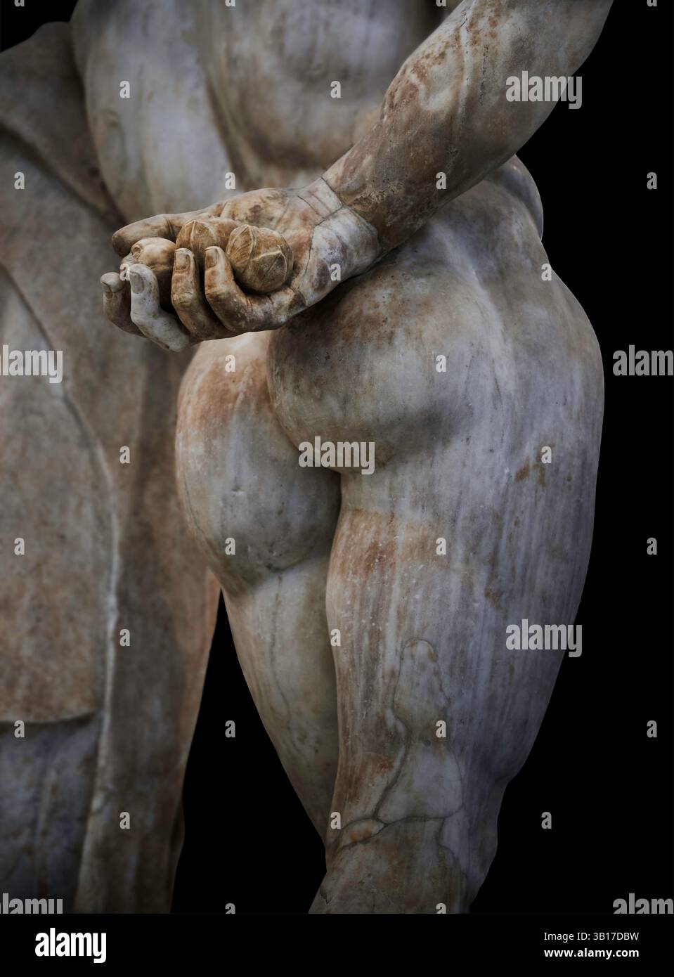 Statua romana di Ercole, le sue mani che reggono le mele d'oro di Esperidi, dalle Terme di Caracalla, Roma. Copia romana della fine del II secolo d.C. copiata Foto Stock